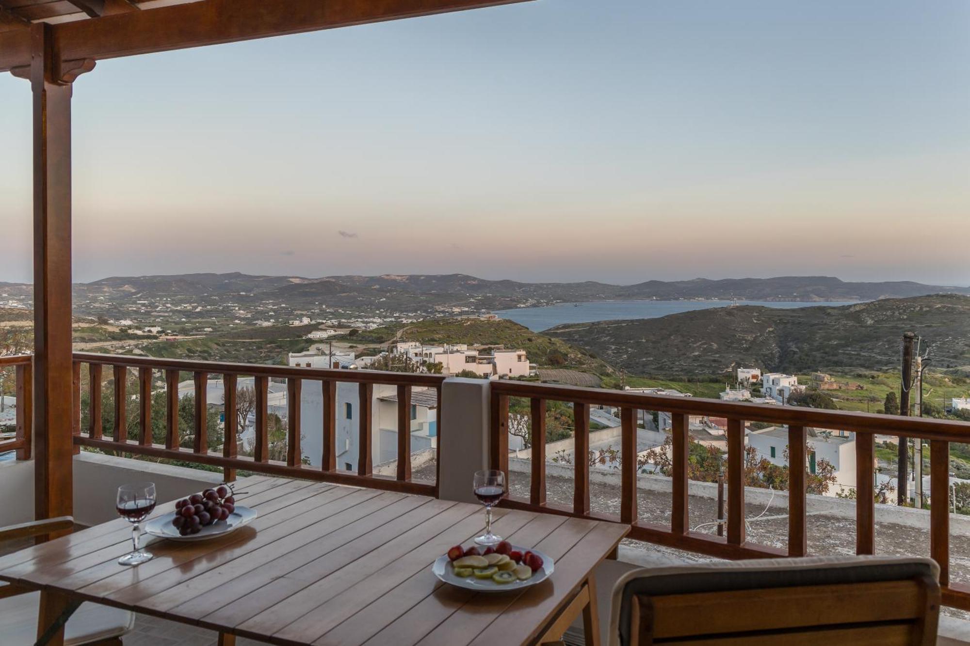 Holiday home Uncle John's House With View Tripiti